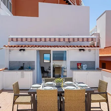 Apartmán Spacious 3br With Big Terrace *