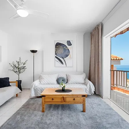Spacious 3br With Big Terrace