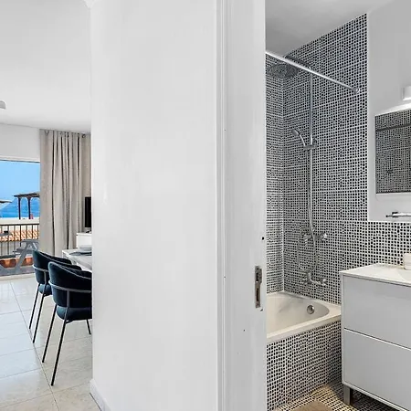 Spacious 3br With Big Terrace Apartmán