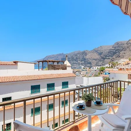 Spacious 3br With Big Terrace